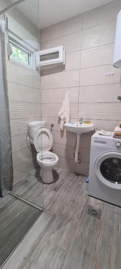 Home Of Laurel Котор Екстериор снимка